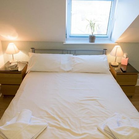 Leonardos Guest House Swansea Luaran gambar