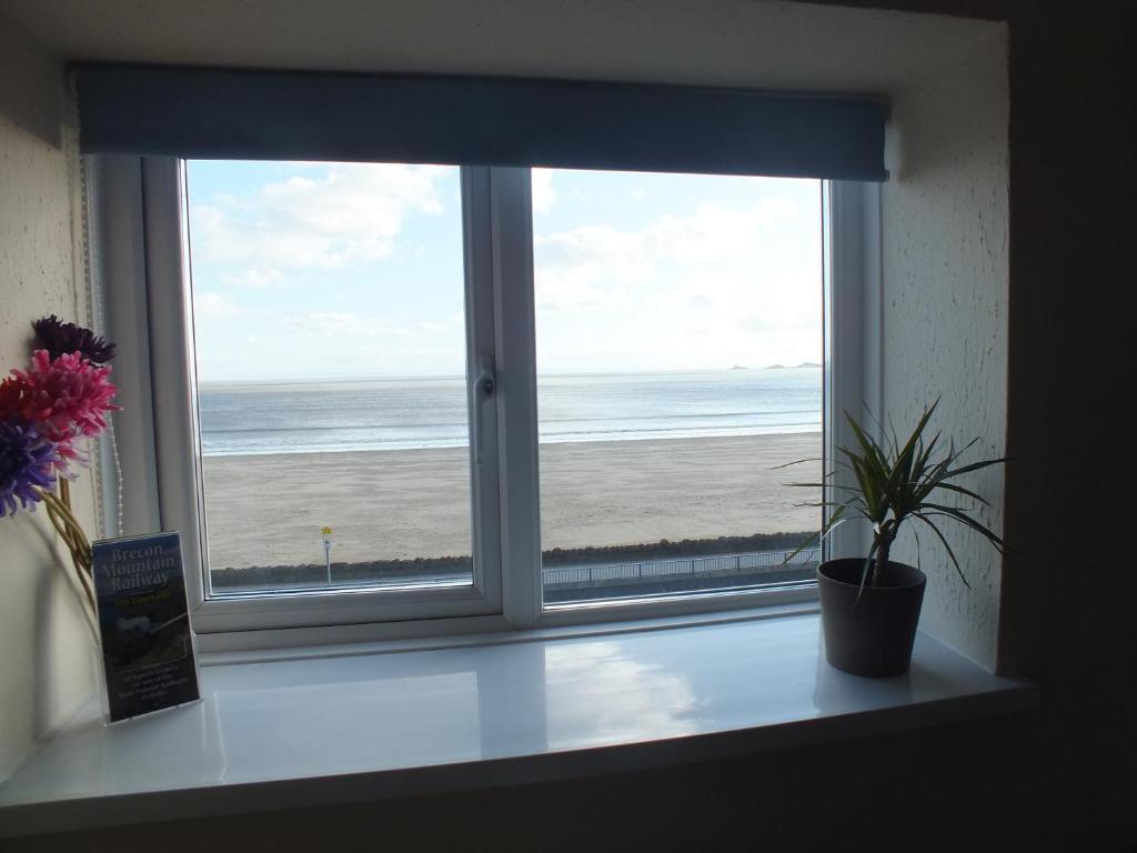 Leonardos Guest House Swansea Bilik gambar