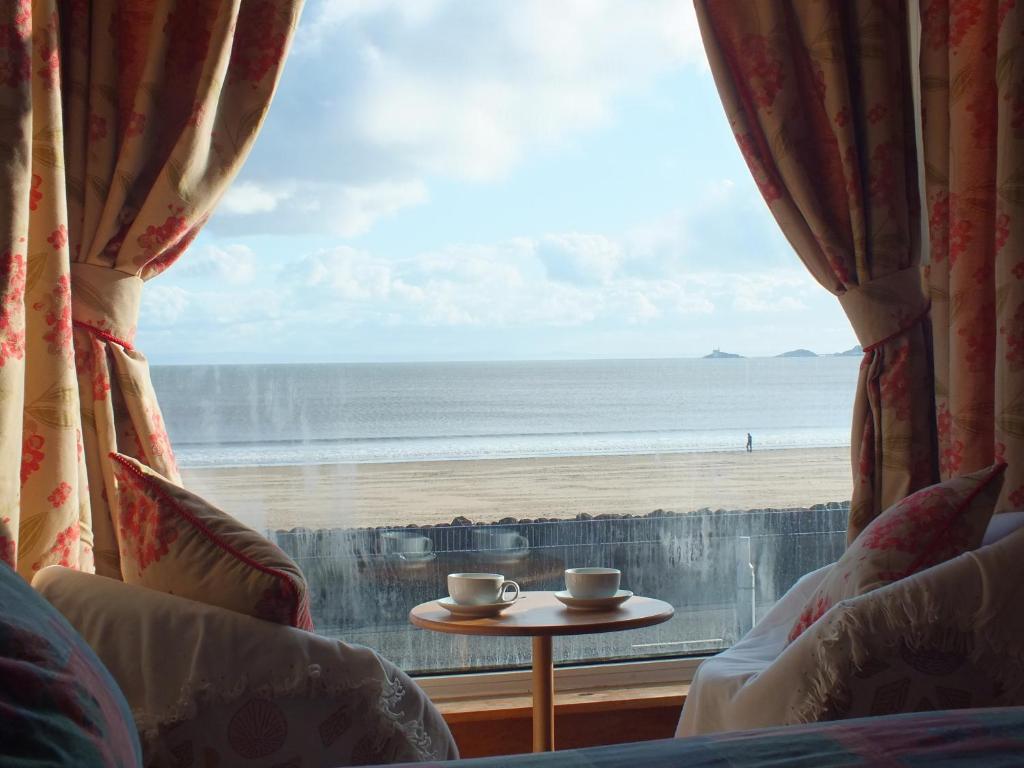 Leonardos Guest House Swansea Bilik gambar