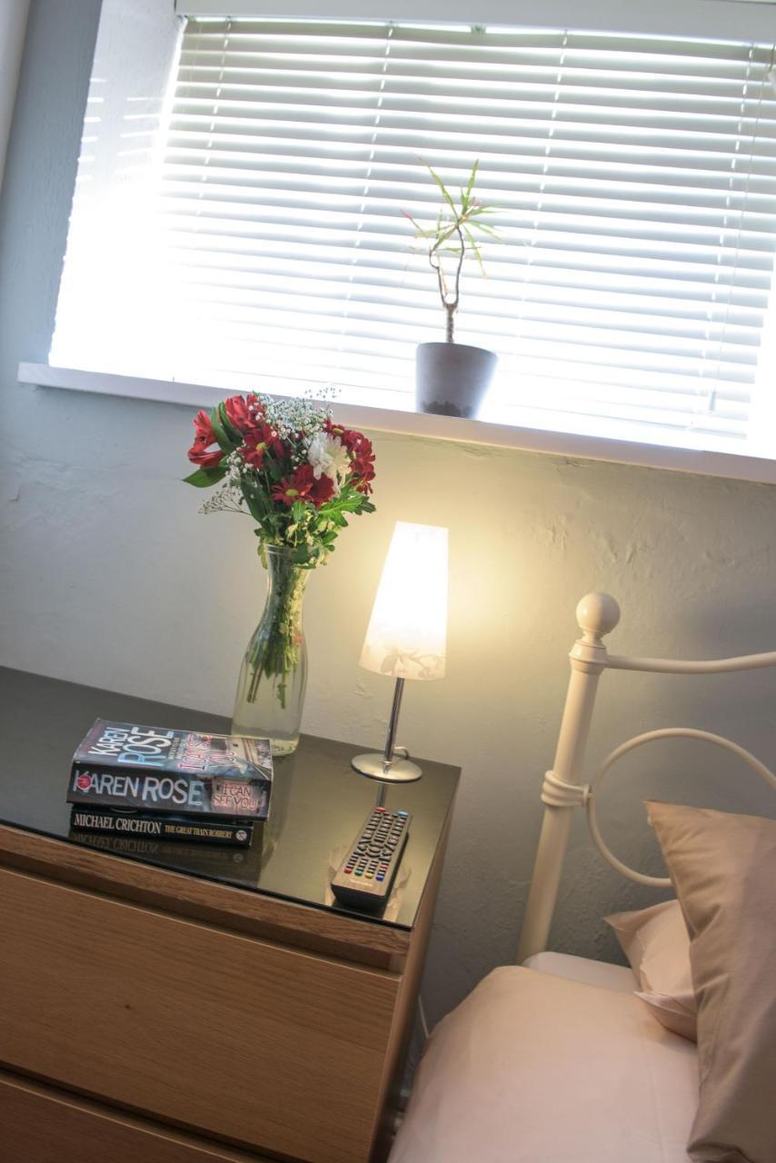 Leonardos Guest House Swansea Luaran gambar